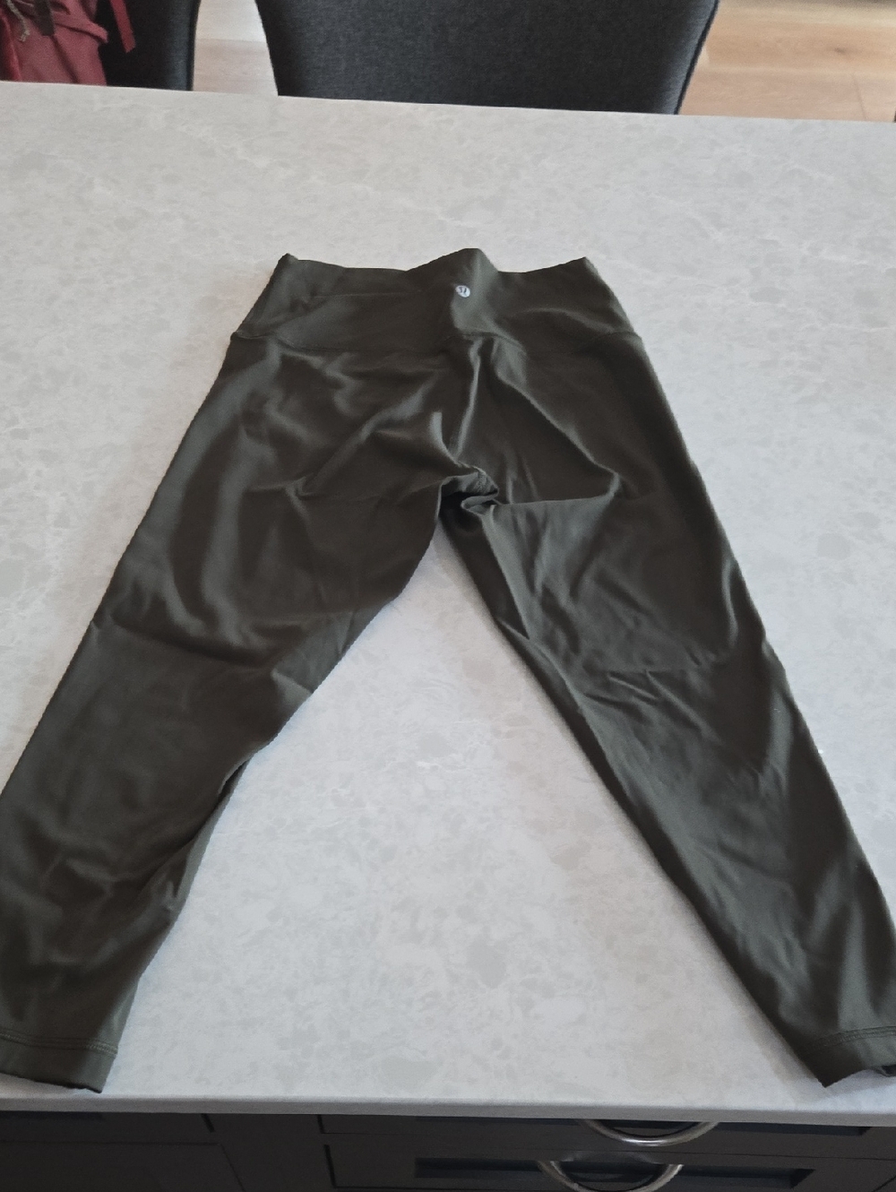 lululemon athletica Align 7/8 Like New Size 8 Leggings